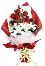  Ankara �nternetten �i�ek sipari�i  9 adet g�l 2 adet kazablanka buketi