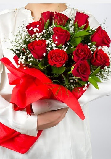 A�k G�lleri 11 Adet k�rm�z� g�l buketi  Ankara �i�ek�i telefonlar� 
